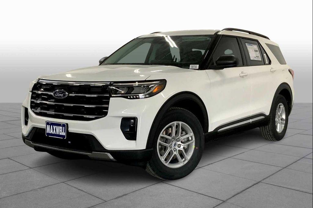 new 2025 Ford Explorer car, priced at $44,460