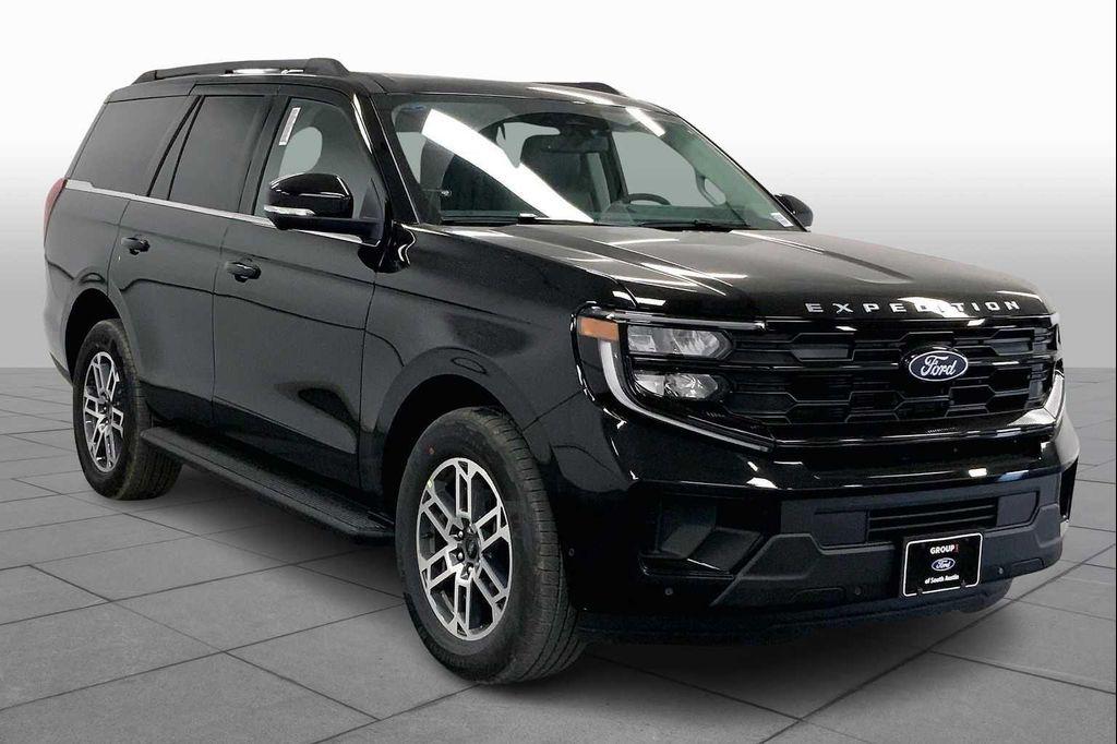new 2025 Ford Expedition car, priced at $69,345