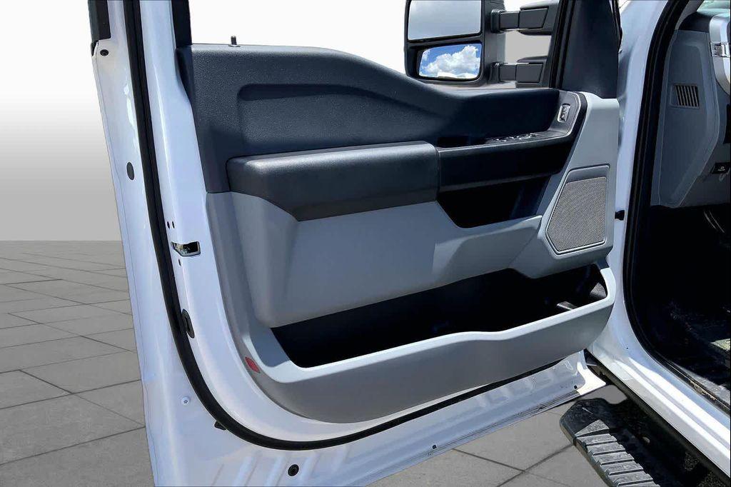 new 2026 Ford F-350 car, priced at $66,562