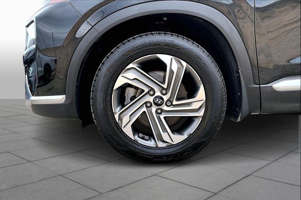 used 2021 Hyundai Santa Fe car, priced at $18,971