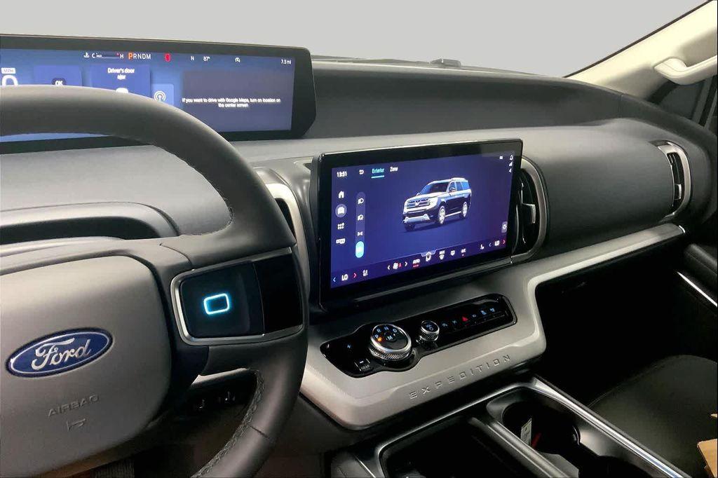 new 2026 Ford Expedition car, priced at $65,202