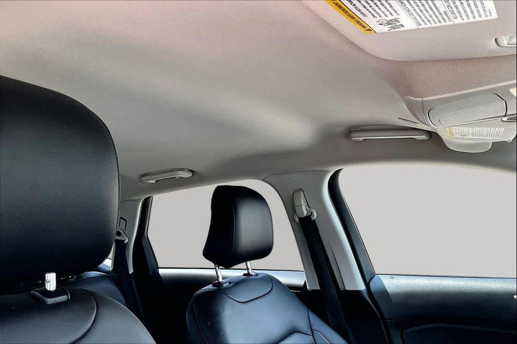 used 2024 Ford Edge car, priced at $28,505