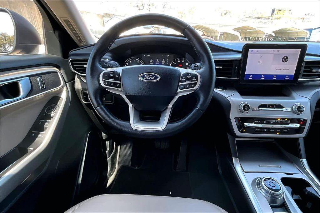 used 2023 Ford Explorer car, priced at $30,971