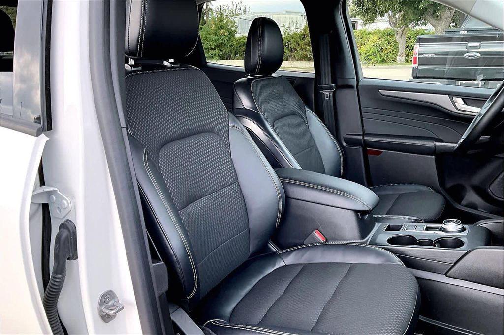 used 2023 Ford Escape PHEV car, priced at $23,975