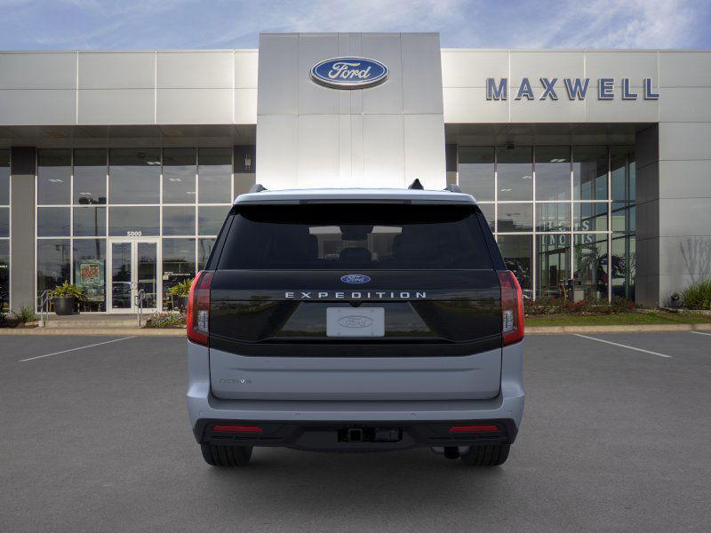 new 2025 Ford Expedition car, priced at $70,340