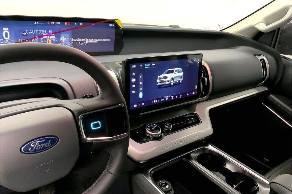 new 2026 Ford Expedition car, priced at $69,620