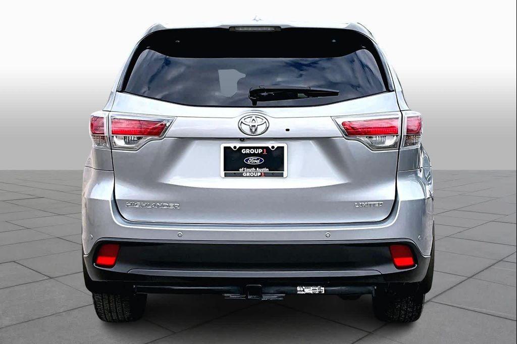 used 2014 Toyota Highlander car, priced at $12,575