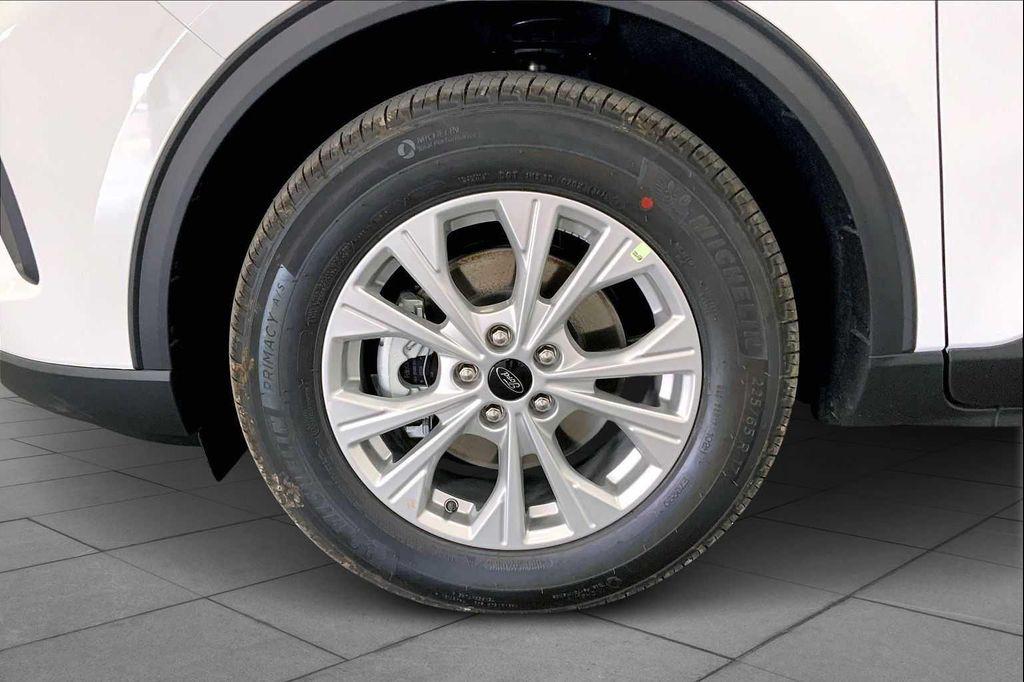 new 2026 Ford Escape car, priced at $27,712