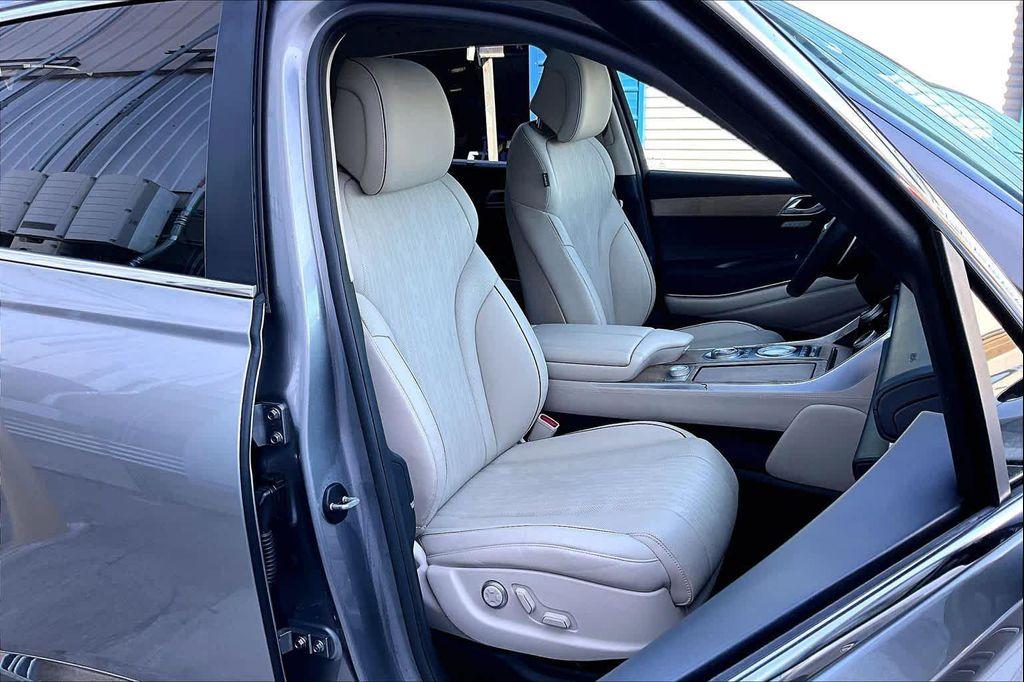 used 2021 Genesis GV80 car, priced at $36,584