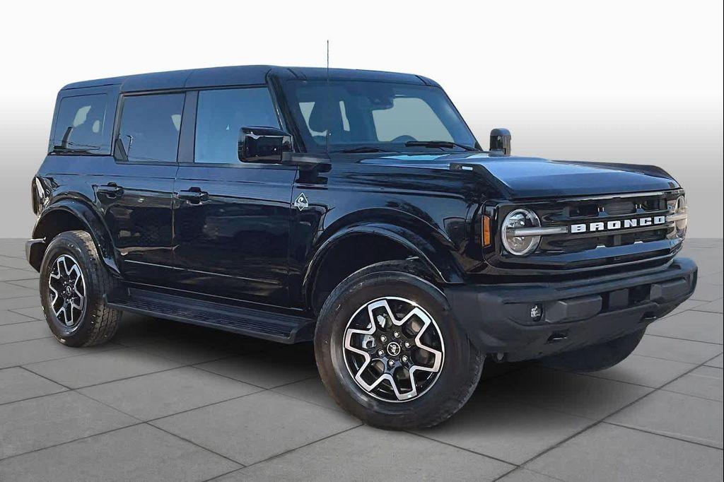 used 2025 Ford Bronco car, priced at $43,971