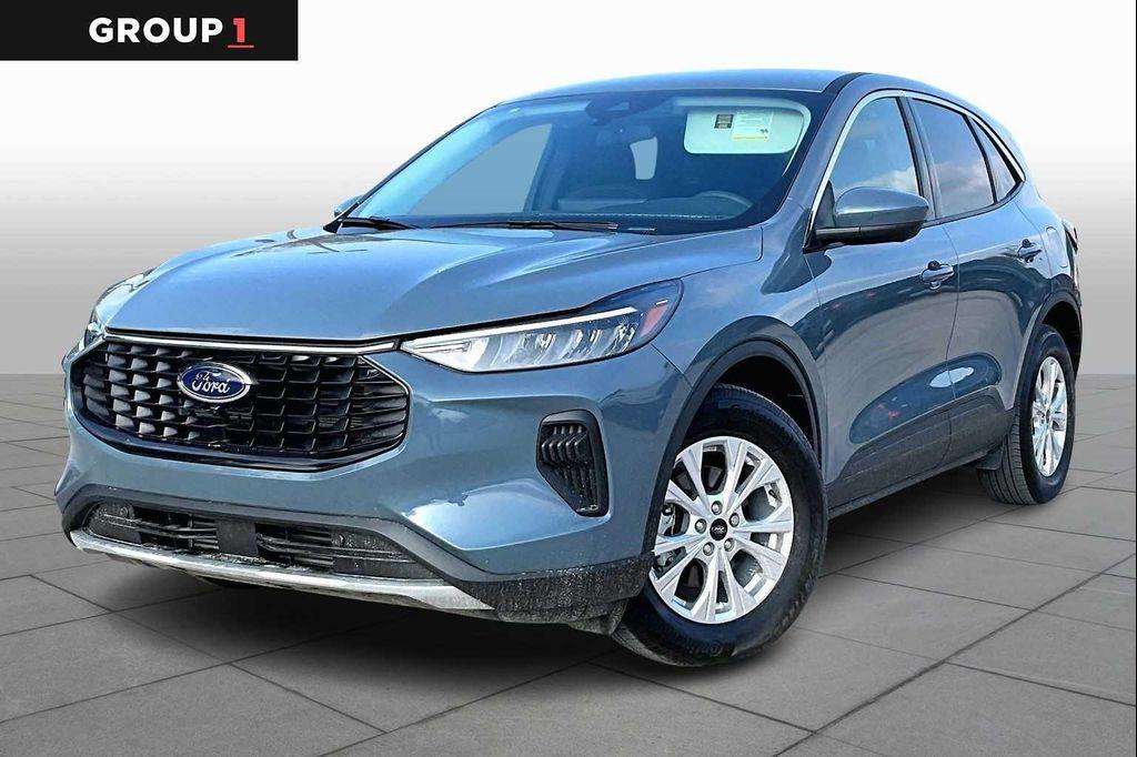 used 2023 Ford Escape car, priced at $24,908