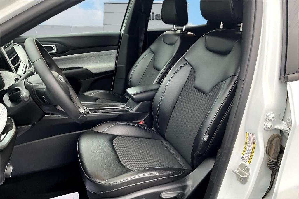 used 2024 Jeep Compass car, priced at $19,995