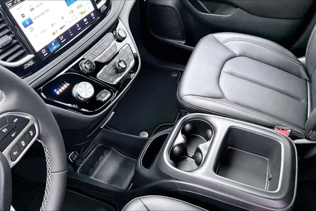 new 2026 Chrysler Pacifica car, priced at $55,450