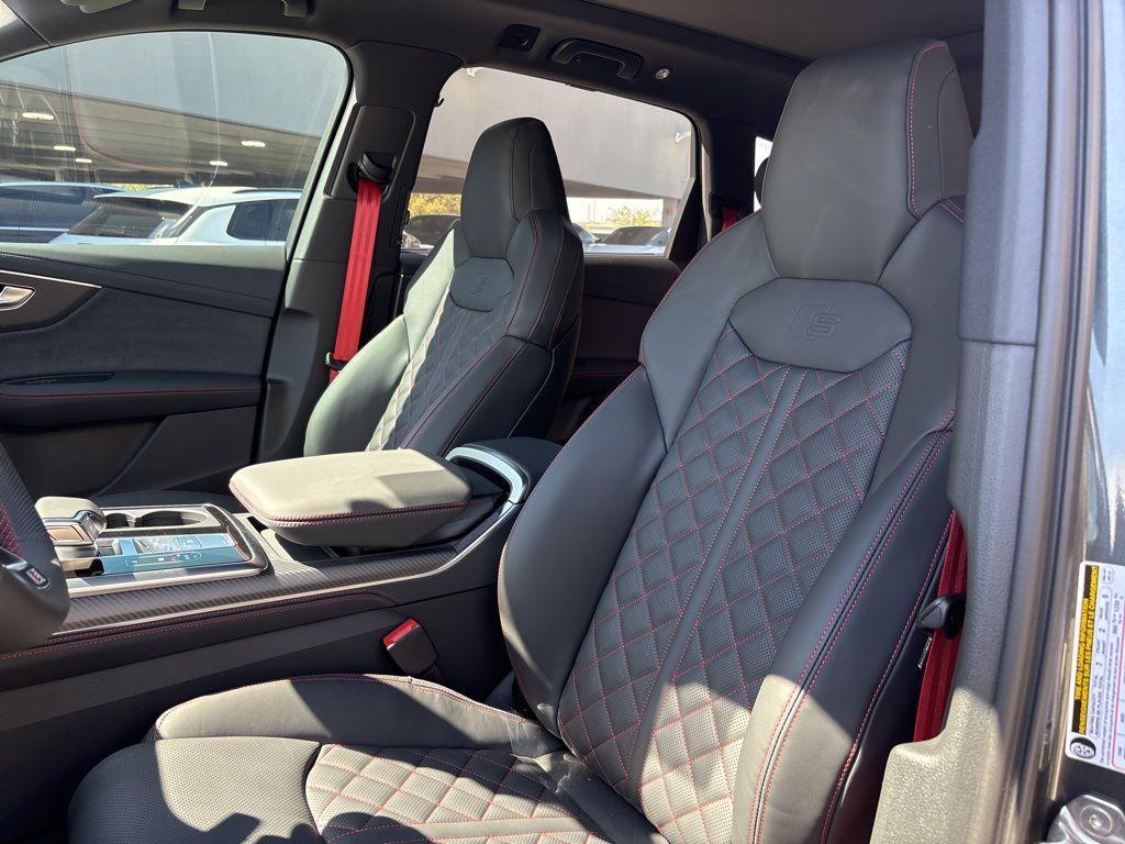 new 2026 Audi Q7 car, priced at $82,000