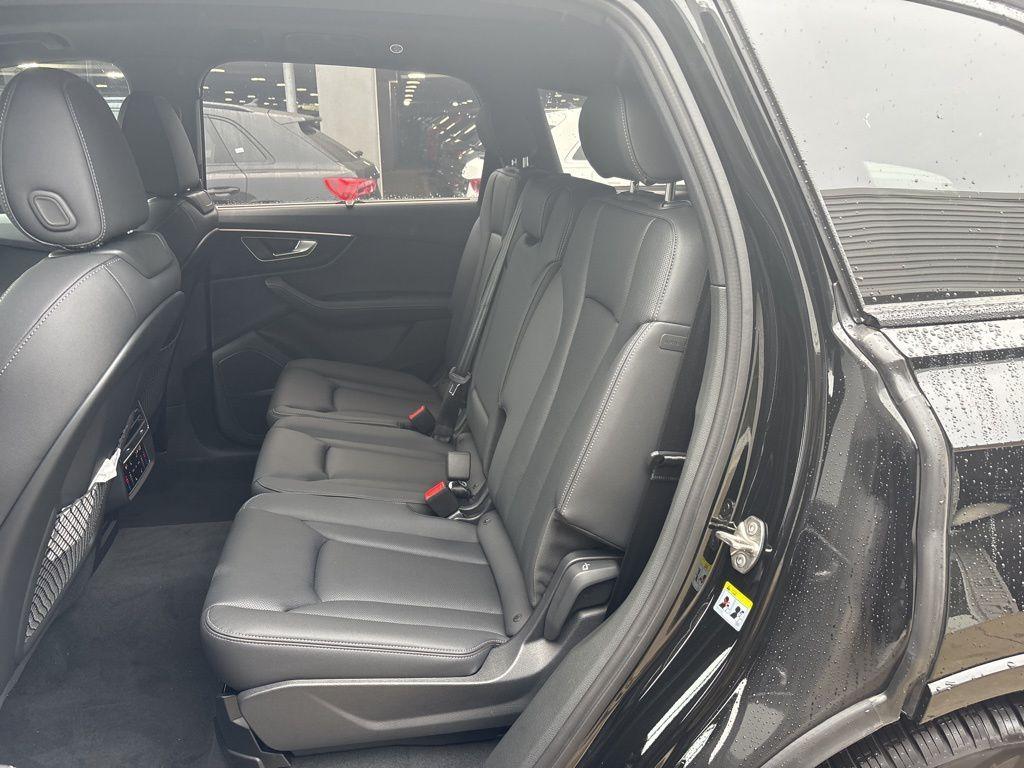 new 2026 Audi Q7 car, priced at $73,295
