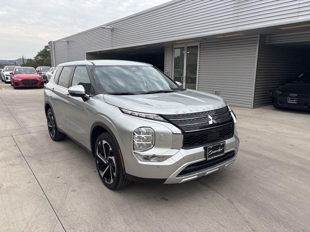 used 2024 Mitsubishi Outlander car, priced at $20,891