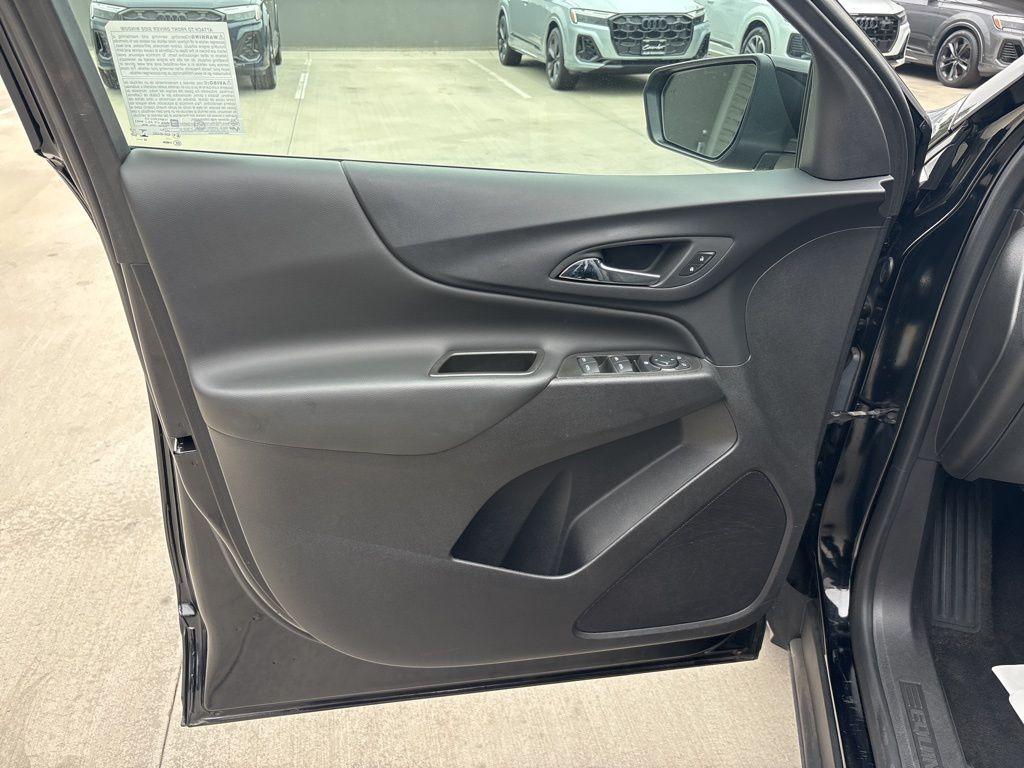 used 2024 Chevrolet Equinox car, priced at $23,018