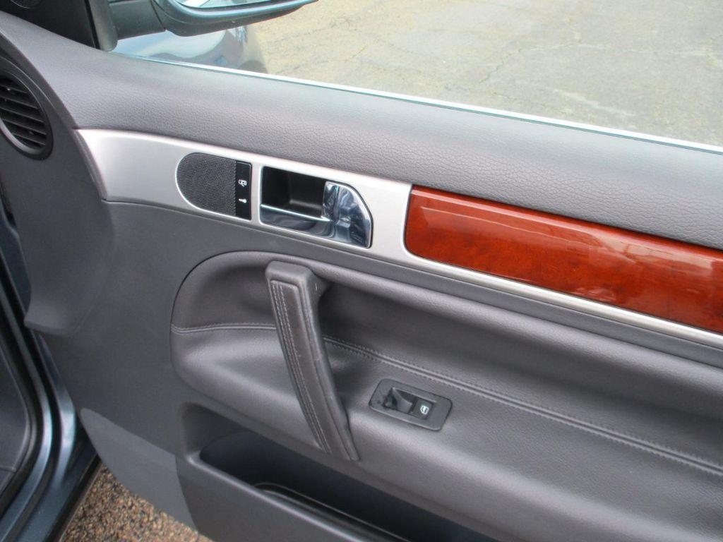 used 2006 Volkswagen Touareg car, priced at $7,995