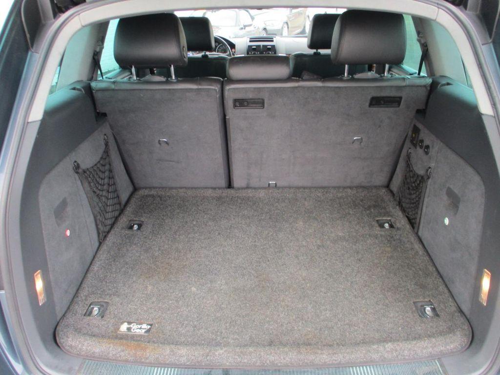 used 2006 Volkswagen Touareg car, priced at $7,995