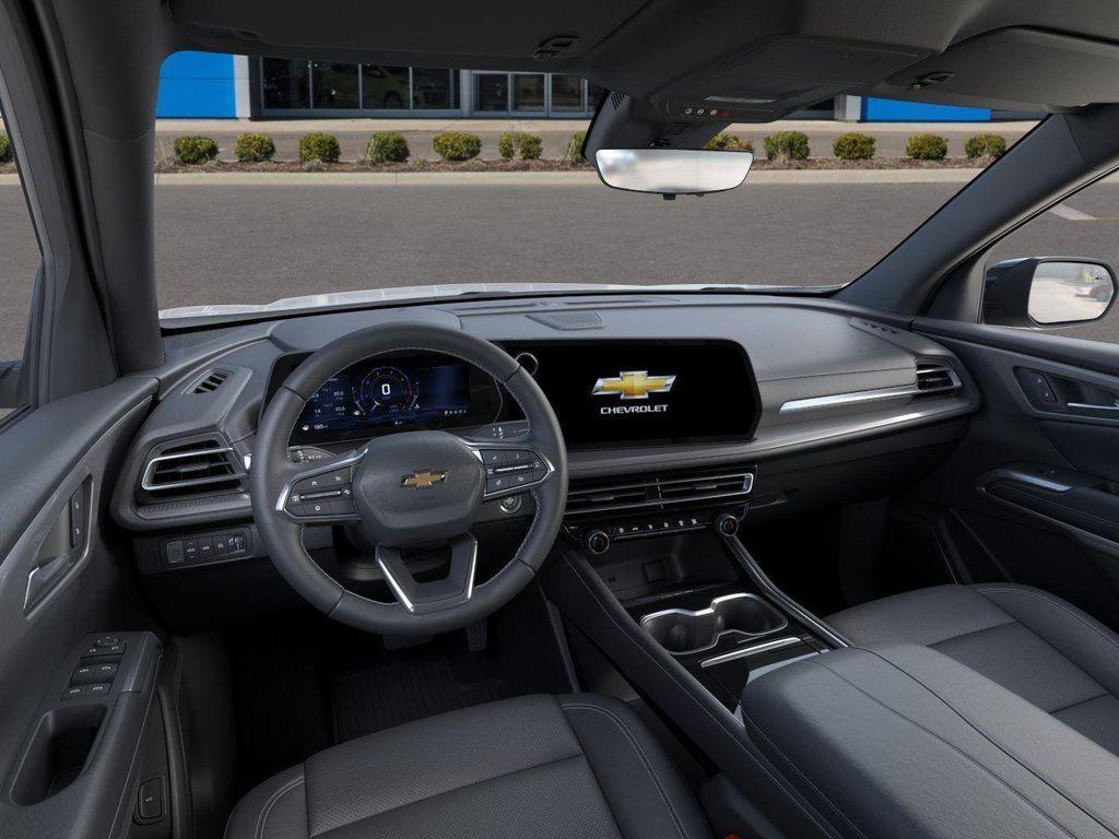 new 2026 Chevrolet Traverse car, priced at $45,670