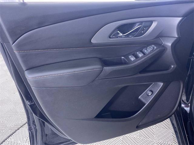 used 2019 Chevrolet Traverse car, priced at $18,000