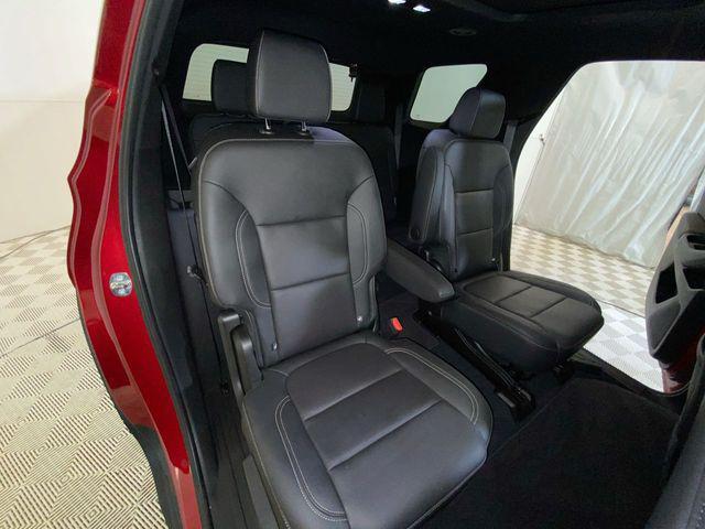 used 2023 Chevrolet Traverse car, priced at $26,819