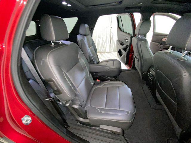 used 2023 Chevrolet Traverse car, priced at $26,819