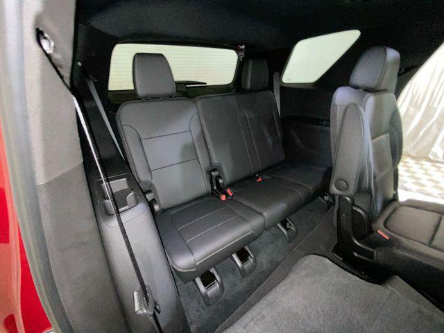 used 2023 Chevrolet Traverse car, priced at $26,819