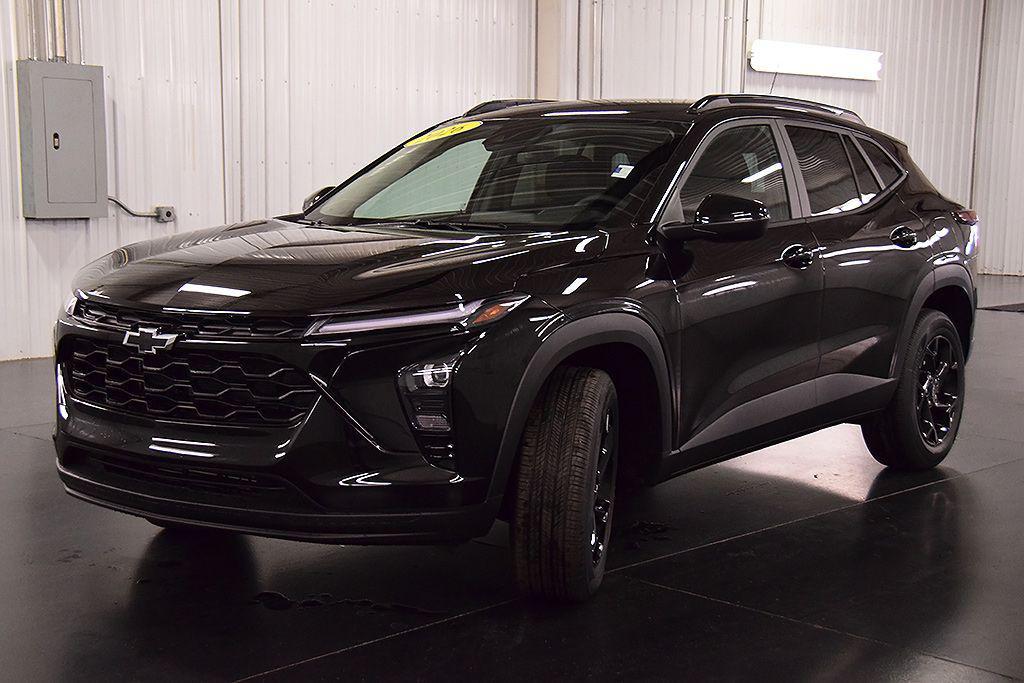 new 2026 Chevrolet Trax car, priced at $27,080