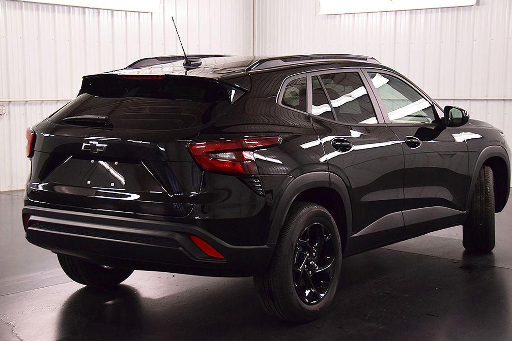 new 2026 Chevrolet Trax car, priced at $27,080