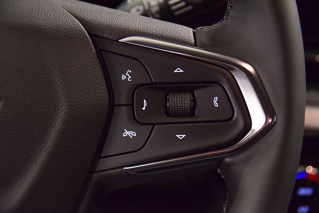 new 2026 Chevrolet Trax car, priced at $27,080