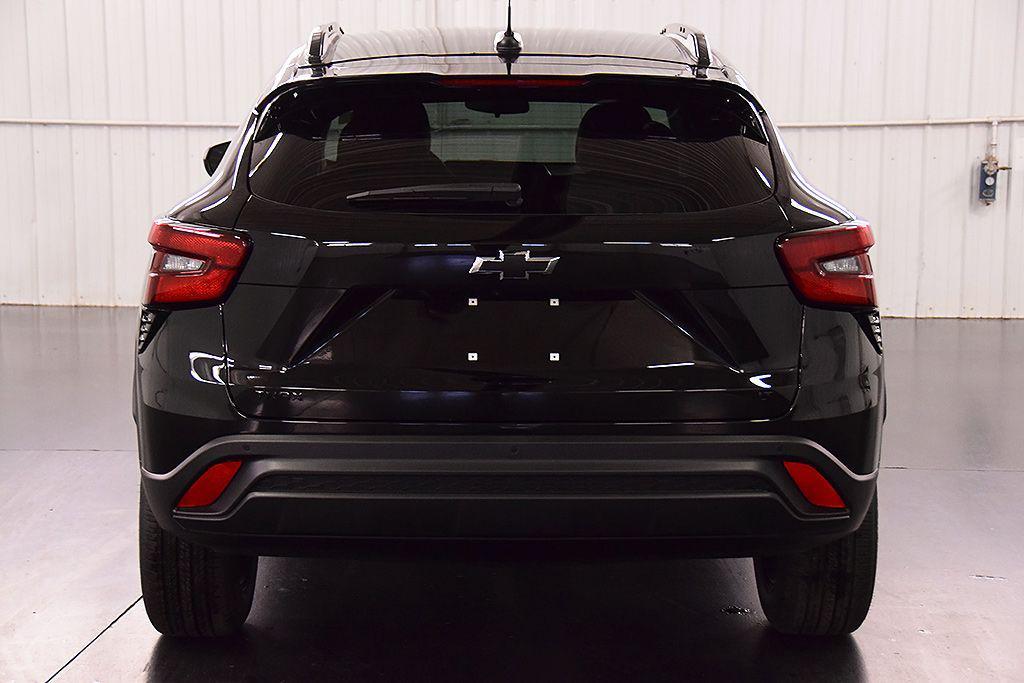 new 2026 Chevrolet Trax car, priced at $27,080