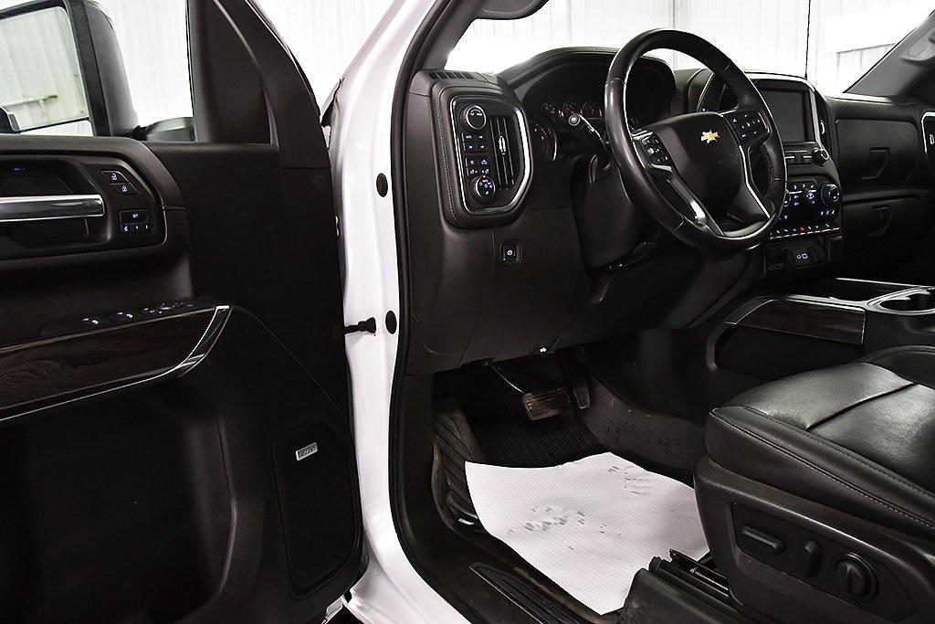 used 2022 Chevrolet Silverado 2500 car, priced at $60,000