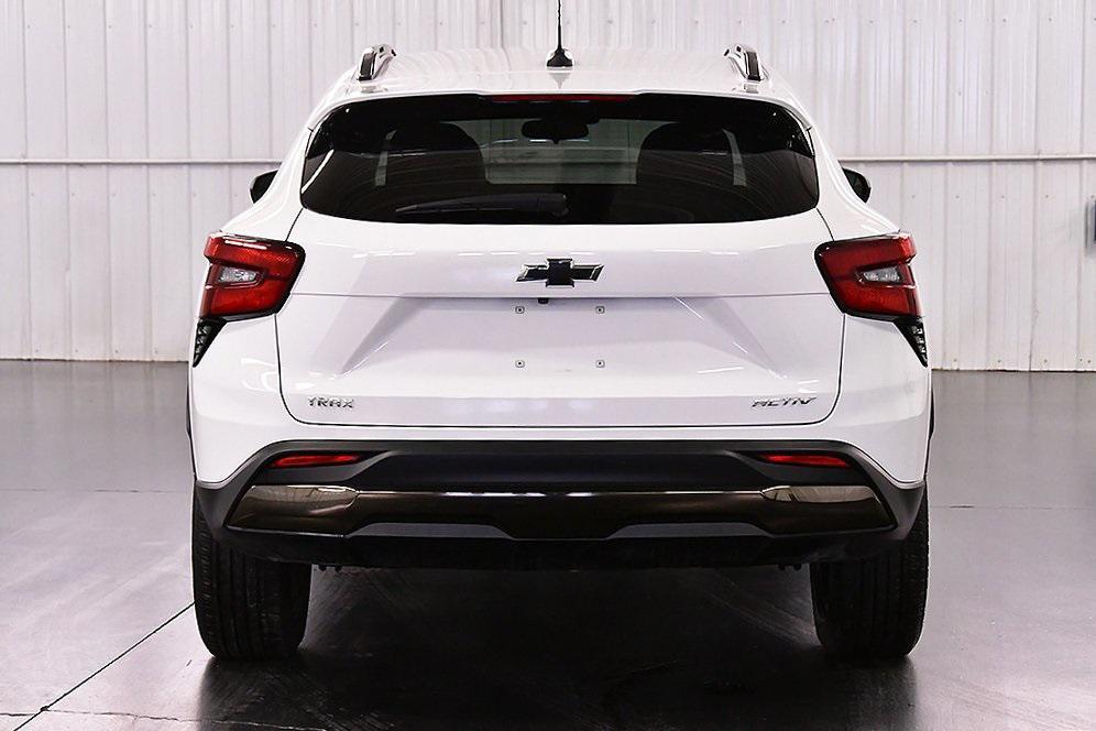 used 2024 Chevrolet Trax car, priced at $22,625