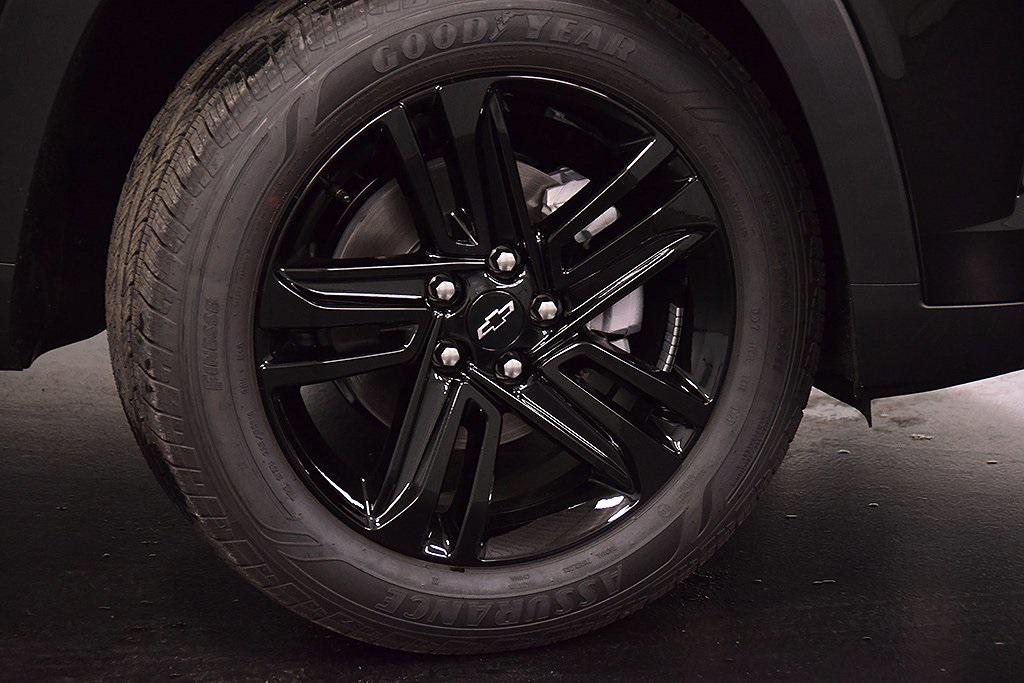 new 2025 Chevrolet Trax car, priced at $26,690
