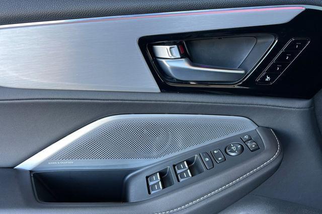 used 2025 Acura MDX car, priced at $47,995