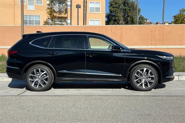 used 2023 Acura MDX car, priced at $38,995