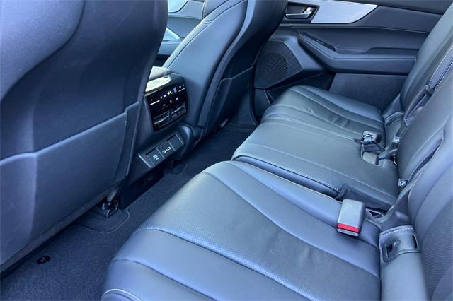 used 2023 Acura MDX car, priced at $38,995