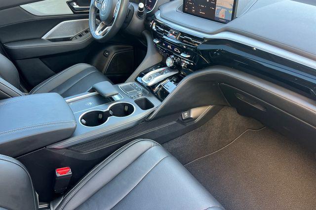 used 2023 Acura MDX car, priced at $41,495