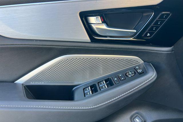used 2023 Acura MDX car, priced at $41,495