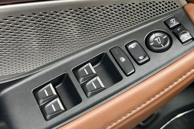 used 2023 Acura MDX car, priced at $41,995