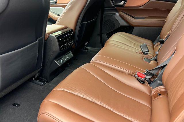 used 2023 Acura MDX car, priced at $41,995