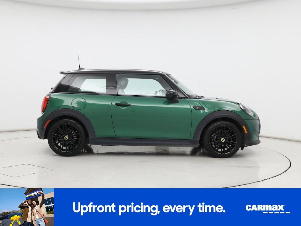 used 2022 MINI SE Hardtop car, priced at $20,998