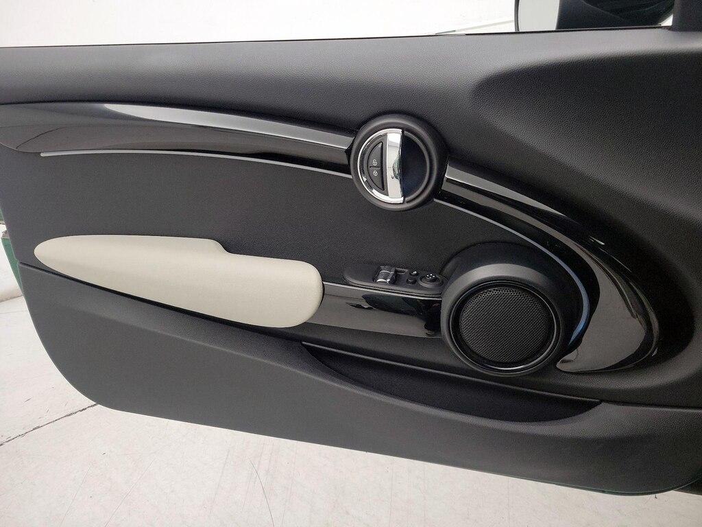 used 2022 MINI SE Hardtop car, priced at $20,998