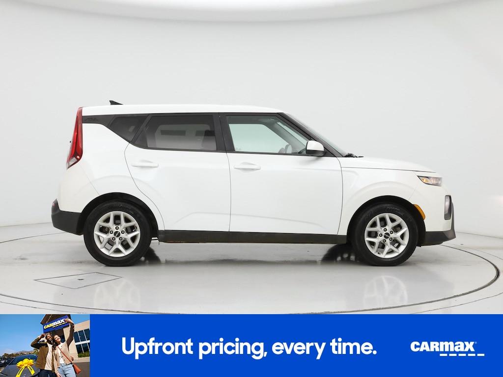 used 2022 Kia Soul car, priced at $15,998
