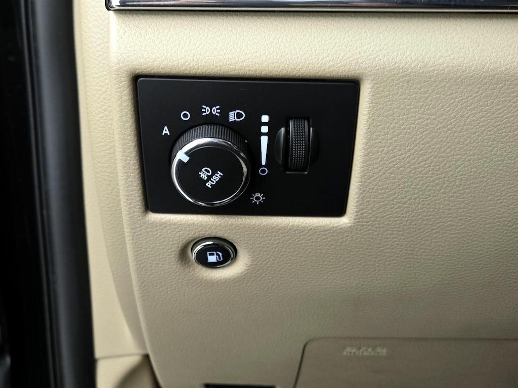 used 2015 Jeep Grand Cherokee car, priced at $16,998