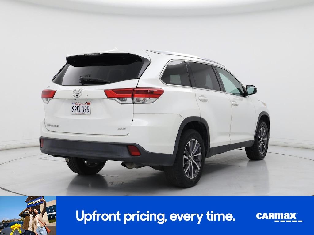 used 2019 Toyota Highlander car, priced at $23,998