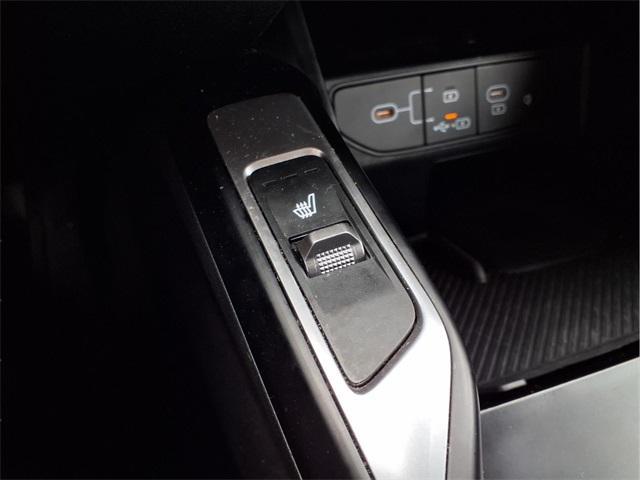 used 2024 Kia Sorento car, priced at $27,007