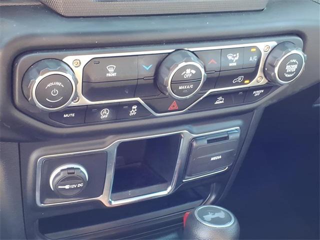 used 2022 Jeep Wrangler Unlimited car, priced at $26,639