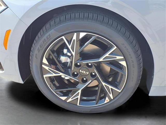 new 2026 Kia K5 car, priced at $31,250